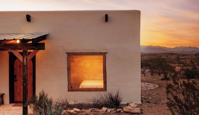 Big Bend Escape Designer Adobe w Mountain Views
