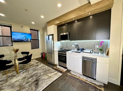 BP STAYS - Hotel-Style, No Host, Professionally Managed ID286