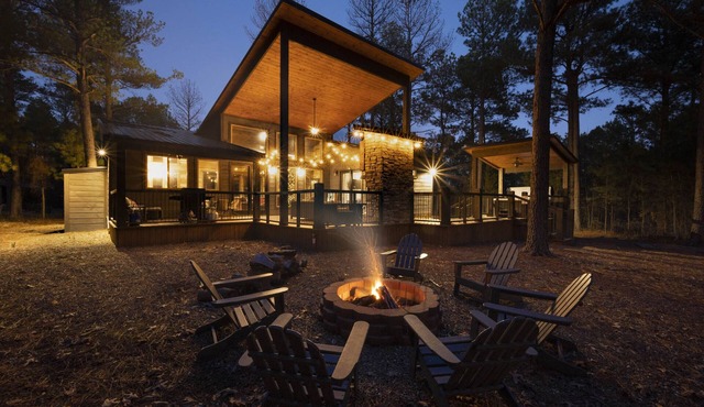 Cabin Therapy - Luxury Cabin Near ATV Trails