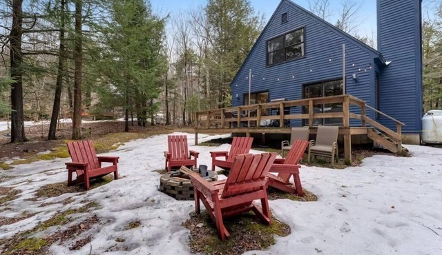 Charming 3-bedroom cabin w/fire place