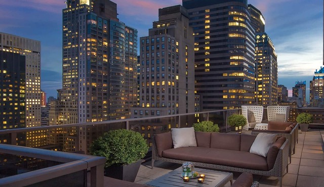 CLUB WYNDHAM 45 - JULY 4 WEEKEND! - STUDIO in amazing MIDTOWN NYC with kitchen