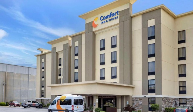 Comfort Inn & Suites Little Rock Airport