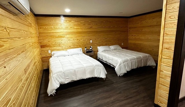 Cozy 1-bedroom with WiFi and AC in charming Timpson