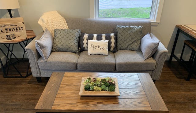 East Nashville Cottage! Pet Friendly!