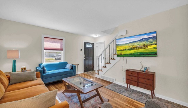 FIFA READY! Sleeps 8 4BR Game Room+Hot Tub