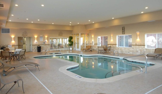 Holiday Inn Express & Suites Alpine Southeast by IHG