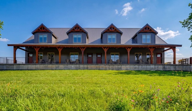 James River Hideout 4 Units Riverfront Room For Whole Fam! Kayak, Fish, Swim