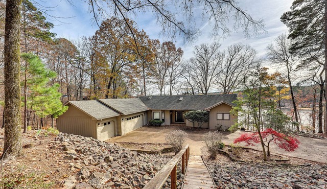 Lakefront Hot Springs Village Home w/Private Dock