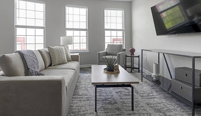 Landing | Amazing 2BD, Gym, Game Room