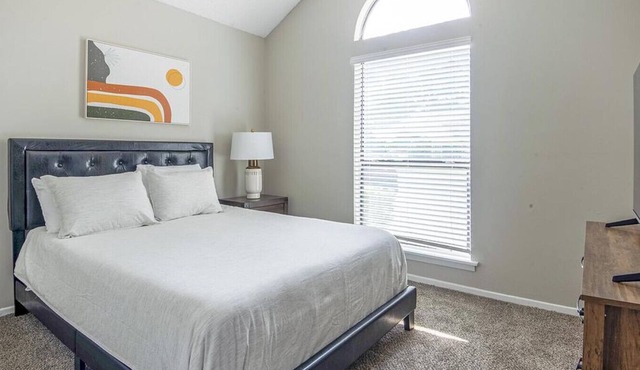 Landing at The Vale - 2 Bedrooms in Cordova