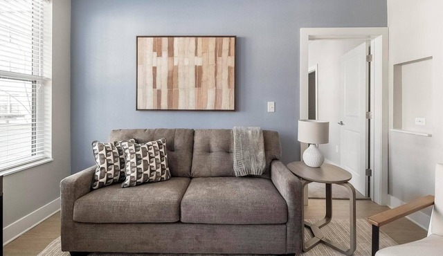 Landing | Beautiful 2BD, Courtyard, Gym