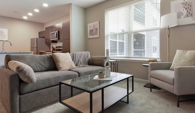 Landing | Chic 1BD, Gym, Courtyard