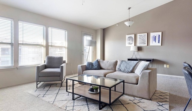 Landing | Incredible 2BD, Gym, Clubhouse
