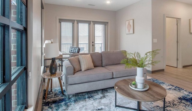 Landing | Spectacular 1BD, Yoga Studio