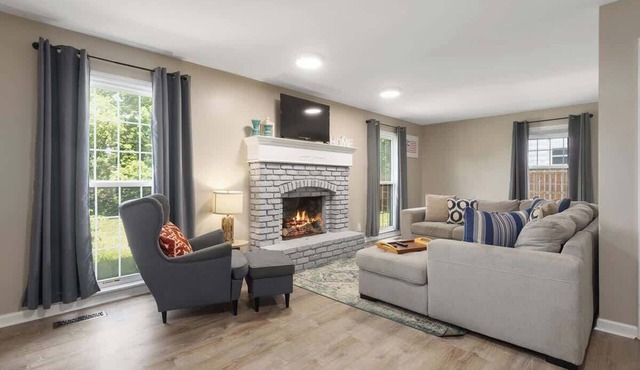 Large Home Great for Families Sleeps 12 MAJOR INTERNATIONAL SPORTING EVENT WC 26