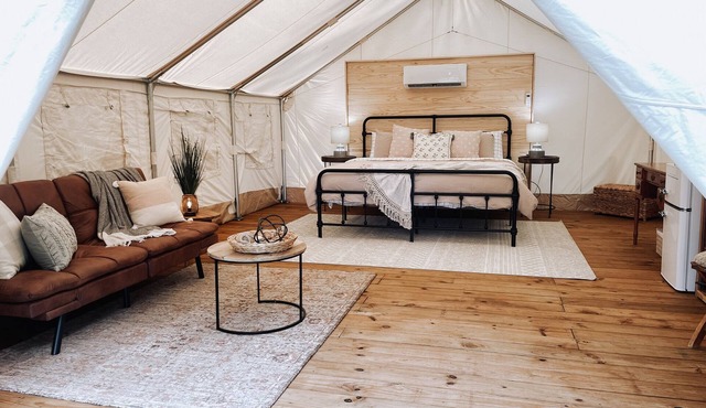 Luxury Glamping tent in Ouachita Mountains