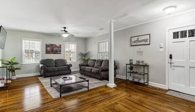 Memphis Home w/Backyard, Parking & High Speed Wifi. Entire home in Memphis, TN
