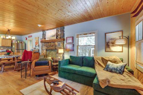 Mountain Getaway | Near Hiking & Okemo Resort