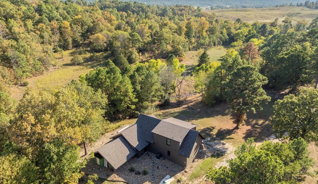 NEW! Lake Hamilton, 48 Private Acres, Hot Tub, Sleeps 16 or 39, Pond, Boat Dock