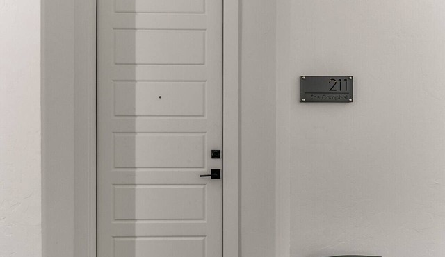 New LUX 2Bed Apt @ UCO