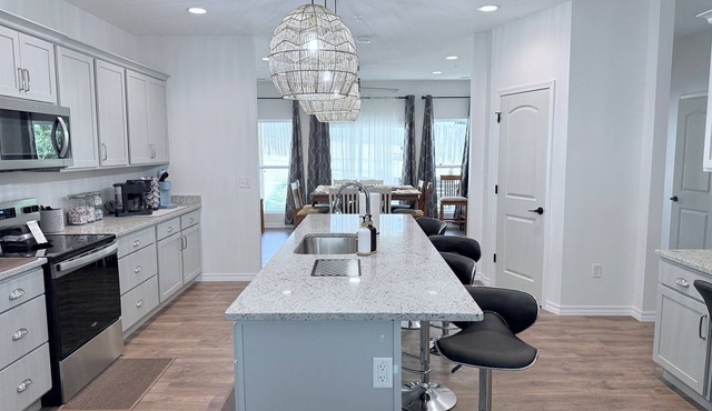 New Luxury Home in Downtown Branson near The Landing