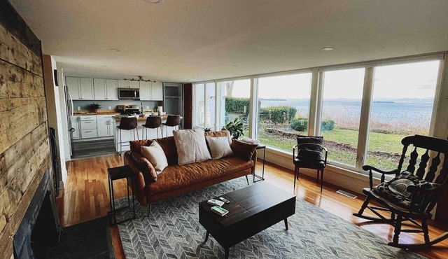 Newly Renovated, Downtown Home with Lake Views