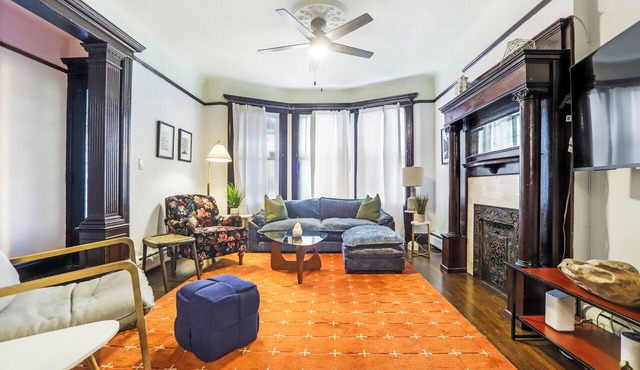 Newly Updated 3BR Furnished Home Close to Path, Lightrail and Pets Welcome