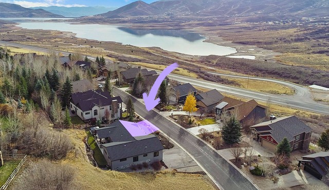 Private 1BR Lock-off Minutes to Park City & Deer Valley – Kitchen + AC