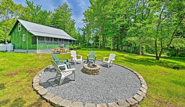 Private Granby Cabin - 14 Miles to Burke Mtn!