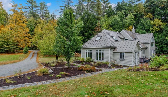 Quechee Meadows Home with Hot Tub & Fire Pit