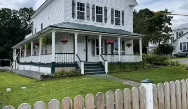 Quiet Country Pet Friendly 1BR Apt w/AC & Self Check-In
