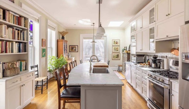 Rove Travel | Pacific Court | Home with Garden