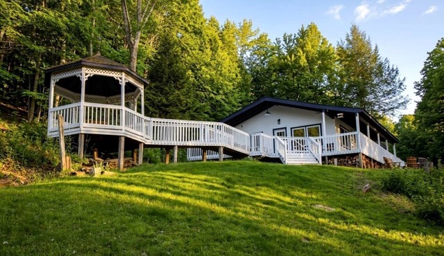 Rustic Retreat with Private Pond, Gazebo & Creek in Andes, New York