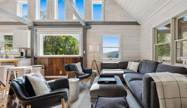 Scenic Ridge Cabin with Sweeping Vermont Views