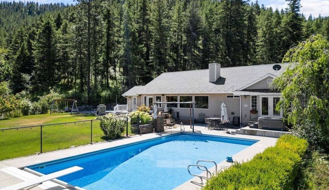 Serene Country Home with Pool and Hot Tub