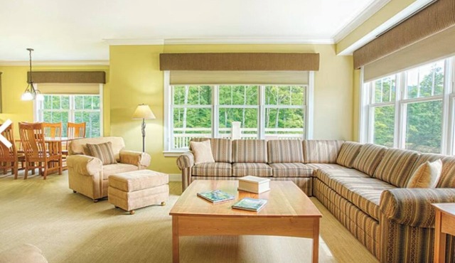 Smugglers Notch 4-bedroom, 4 bathroom Presidential condo in the North Hill Comm.