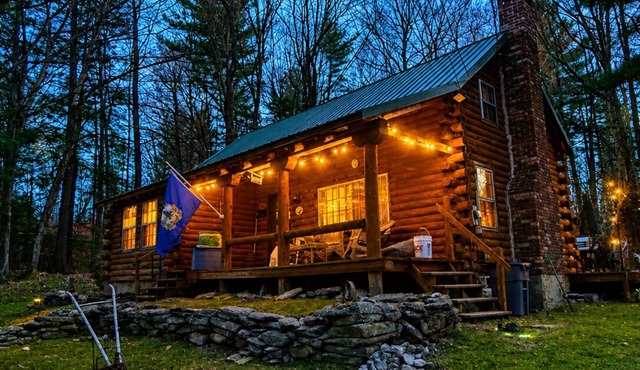 Snow Mountain Lodge- Mt Snow & Stratton Mtn Indoor Pool, Golf, Hike, VAST Trails