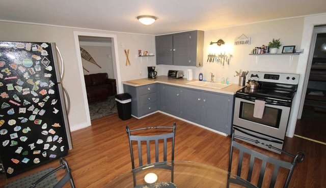 Spacious 3BR Walk to Gore & Main St | Game Room, Porch, Fast WiFi | Sleeps 8