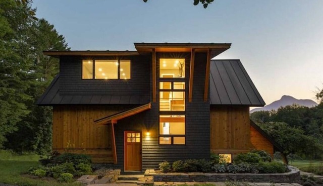Spacious Contemporary Dream Home
