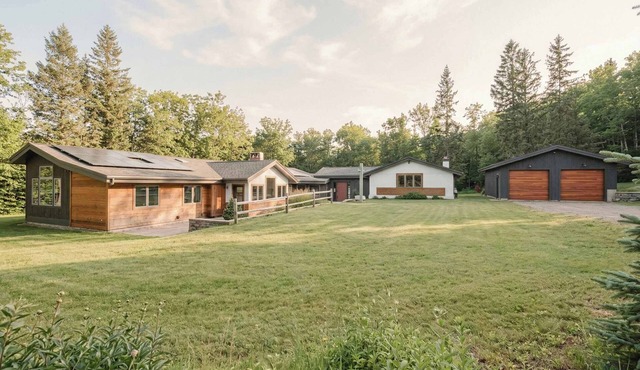 Summit Ridge Lodge | 6-BR Retreat with Ski Access
