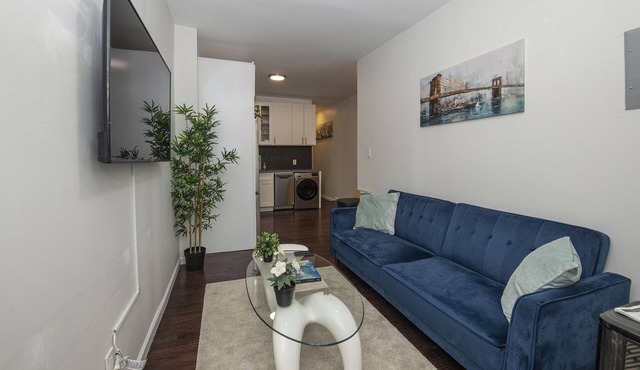 Ultimate Times Square Experience: 6-Bedroom Gem