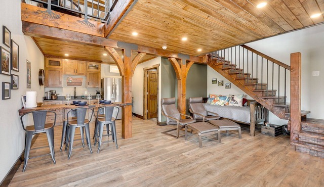 Upscale James River Front Condo near Branson Kayak, Fish, Relax Unit 4