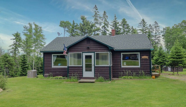 Whispering Winds | Shared Waterfront w/Large Yard & Fire Pit