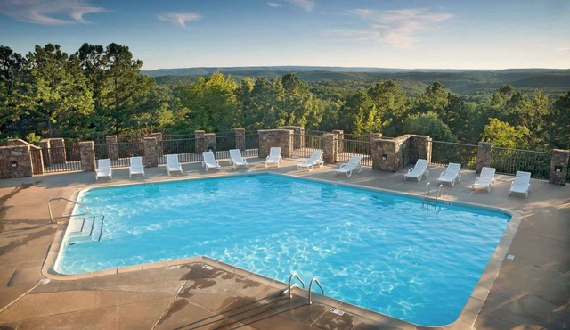 Wyndham Fairfield Bay 2BR Apartment with Resort Access