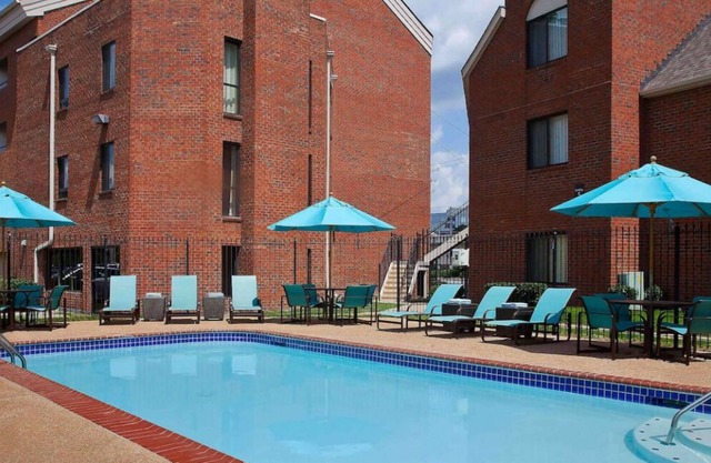 2 Sleek Units! w/ Kitchen, Pool, Pets Allowed Near Fire Museum of Memphis!