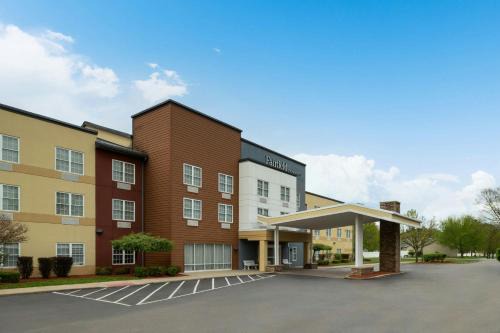 Fairfield Inn 