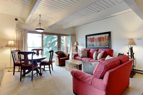 Timberline Condominiums 2 Bedroom Standard Unit B2D