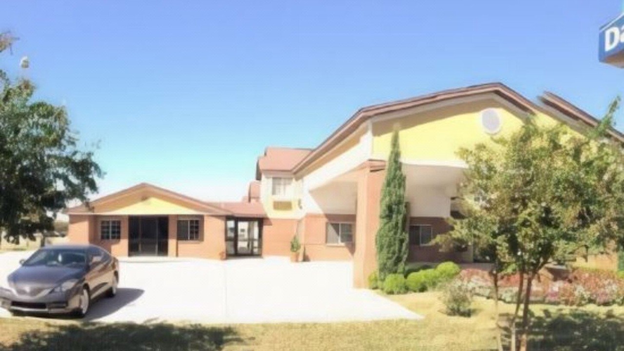 Photo of Buildings in Lake Village