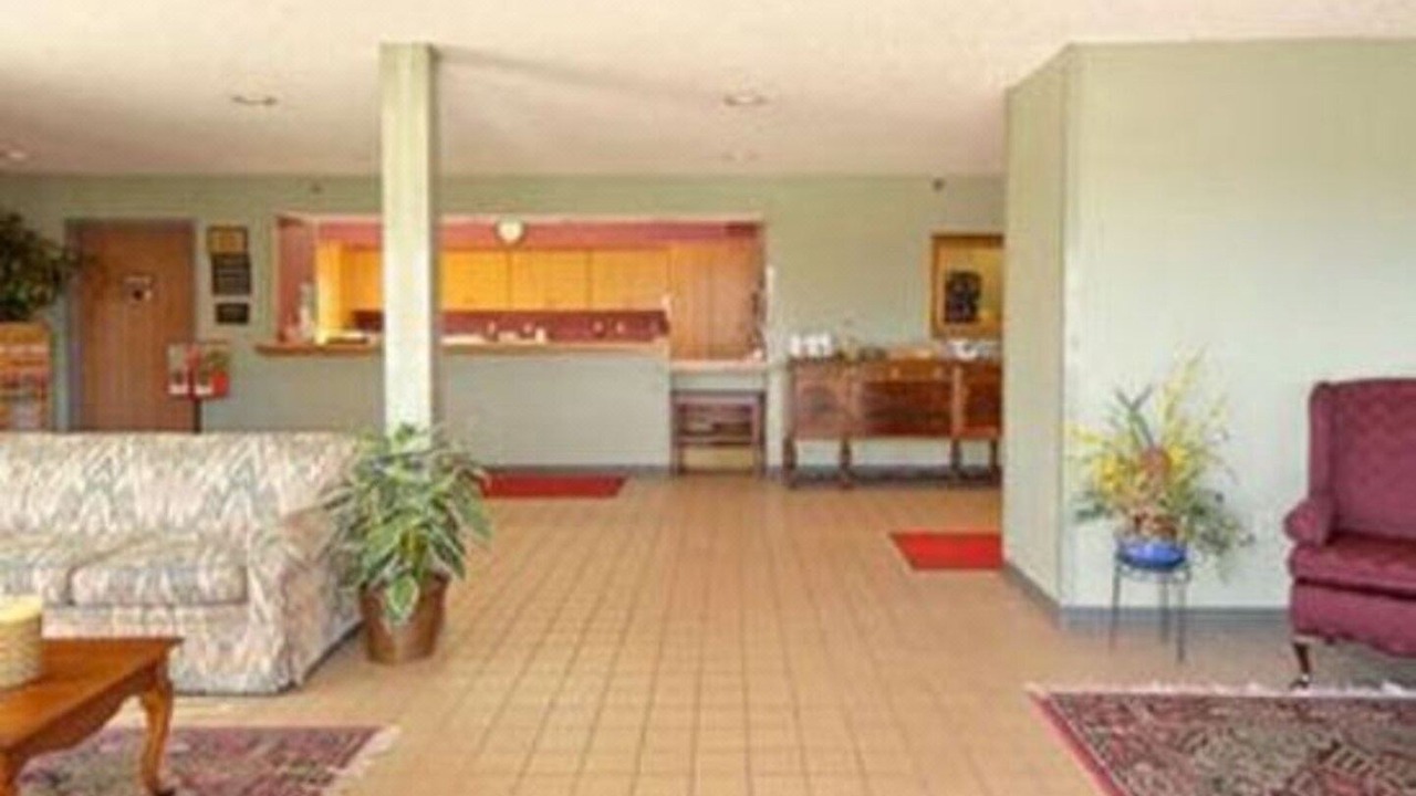 Photo of Livingroom in Lake Village