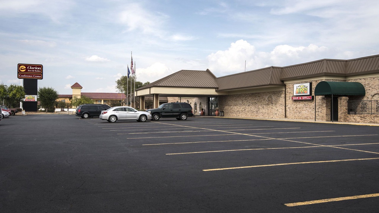 Photo of Buildings in Monroe